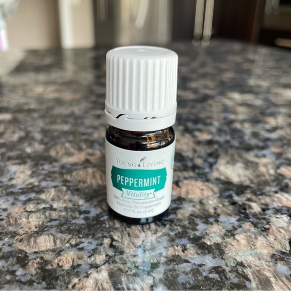 Young Living PEPPERMINT Vitality Oil Drops - Picture 1 of 3